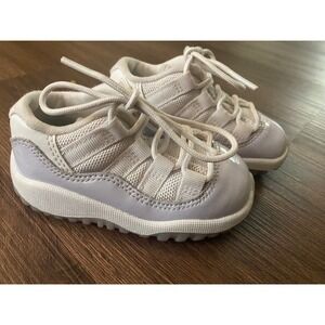 Jordan 11 Retro Low Pure Violet Toddler Sneakers White Purple Size 5C 645107-101